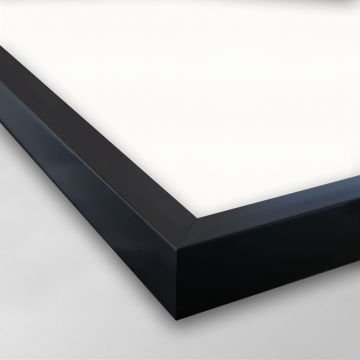 Düz Siyah Çerçeve